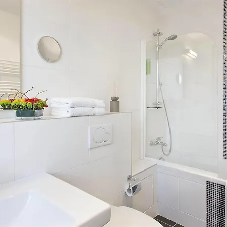 Ambre Hotel