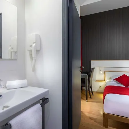 Ambre Hotel Paris