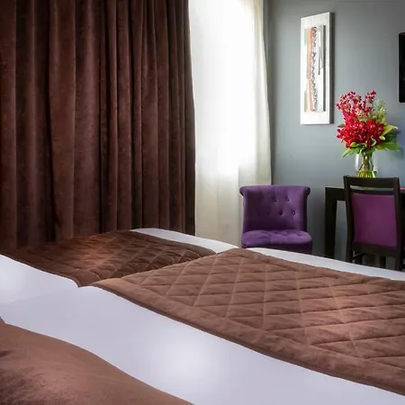 Ambre Hotel Paris