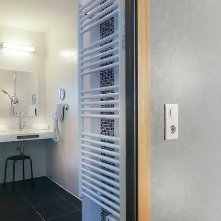 Ambre Hotel