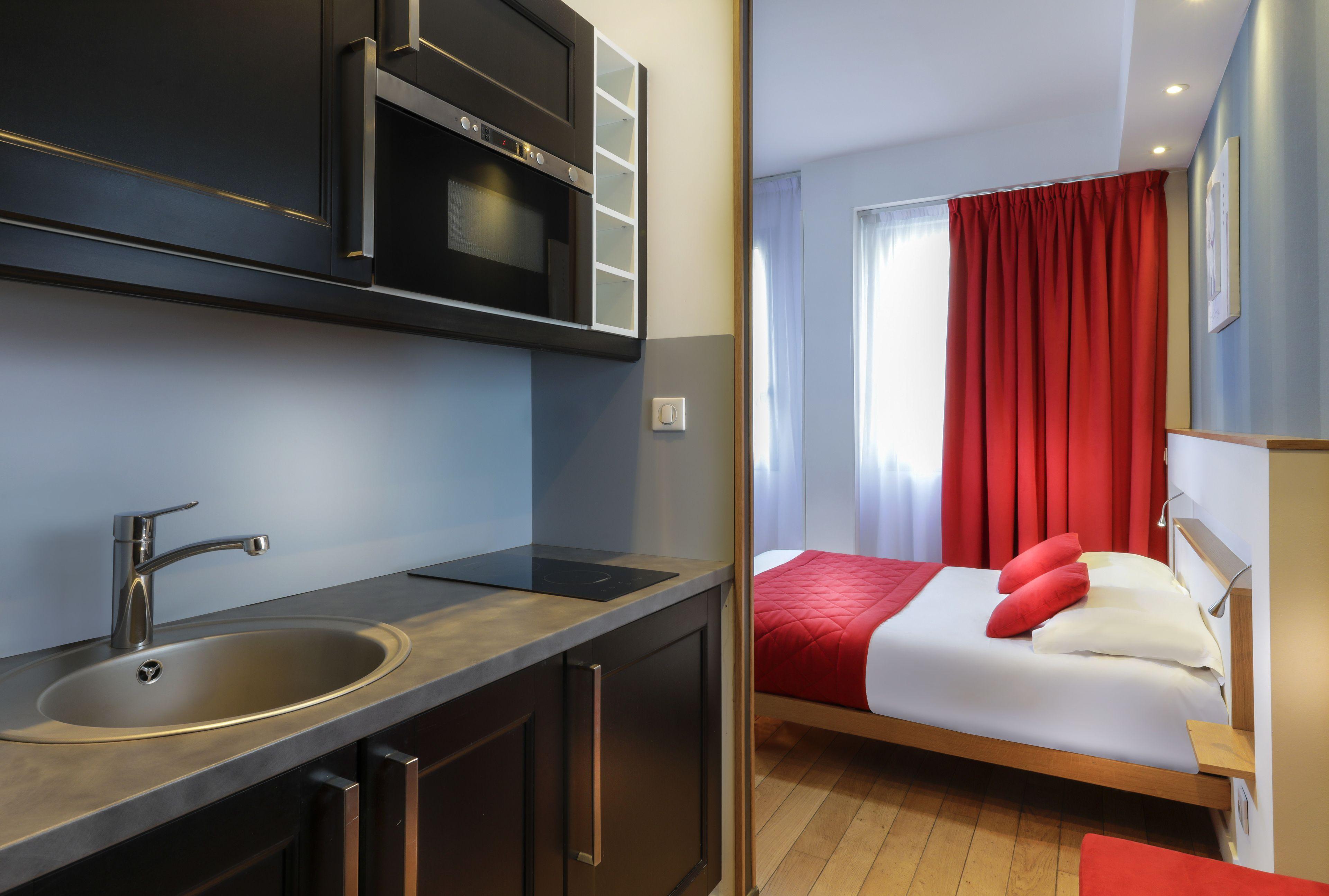Ambre Hotel 3*